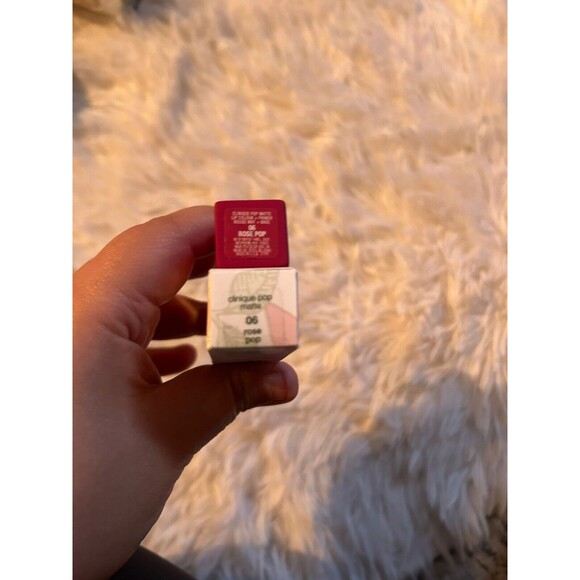 New Clinique Pop Matte Lip 06 Rose Pop Lip Colour Primer - Picture 3 of 3